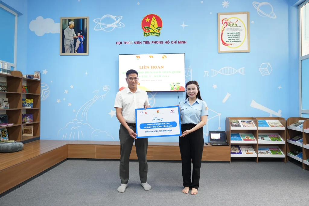 SunUni Academy tham gia trao tặng không gian đọc sách hiện đại cho thiếu nhi tỉnh Điện Biên