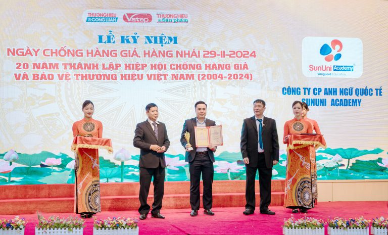 SunUni Academy vinh dự nhận giải thưởng thương hiệu nổi tiếng vì sự phát triển kinh tế quốc gia năm 2024