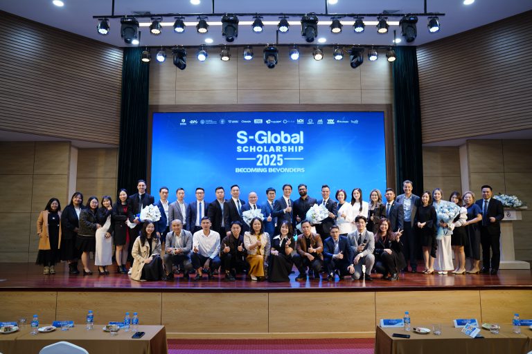 [VTV] Học bổng S-Global 3 tài trợ 1.500 suất học phí học tiếng Anh với tổng giá trị 45,6 tỷ đồng